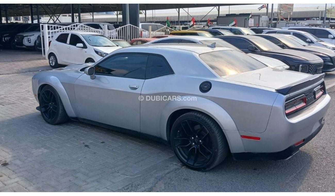 Dodge Challenger 392 Hemi Scat Pack Shaker