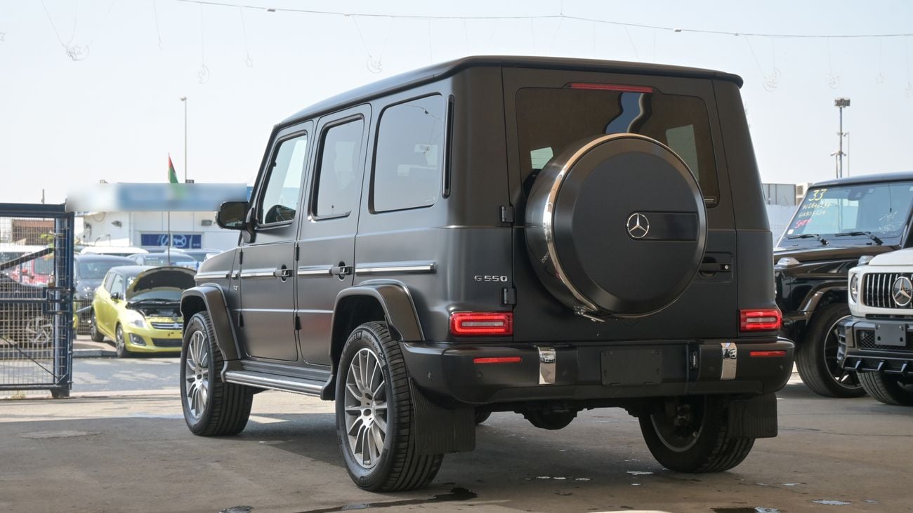مرسيدس بنز G 550