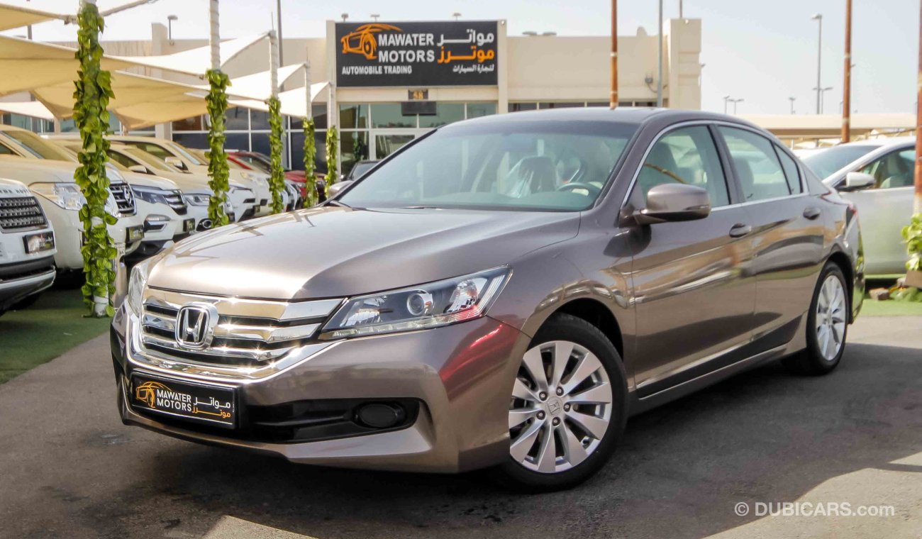 Honda Accord IVTEC AGENCY WARRANTY FULL SERVICE HISTORY GCC SPECIFICATION