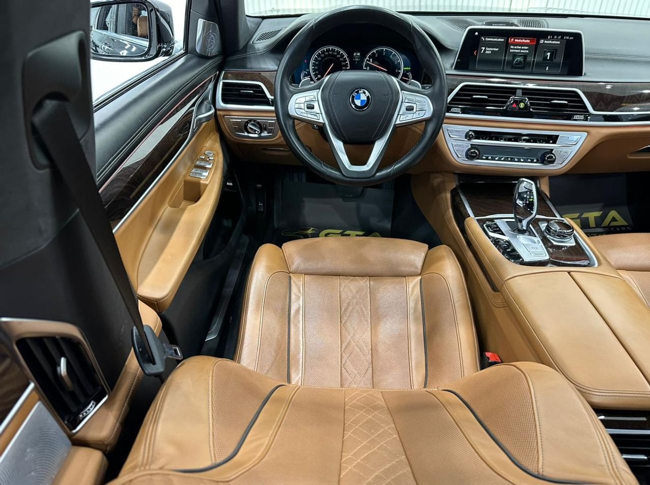 BMW 750Li Luxury 2018 BMW 750Li xDrive, 1 Year Warranty, Full Service History, GCC