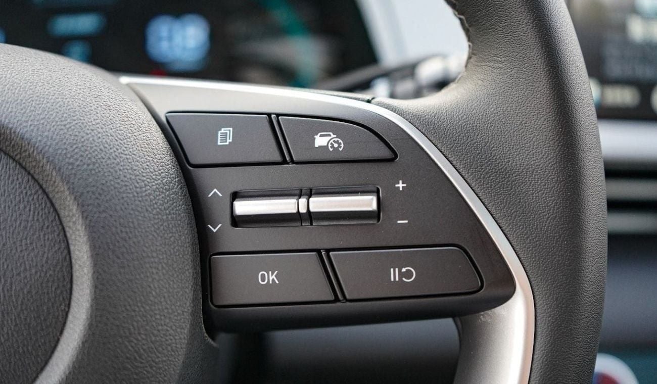 Hyundai Elantra 3years warranty and 2 years service Contact number 0507273386