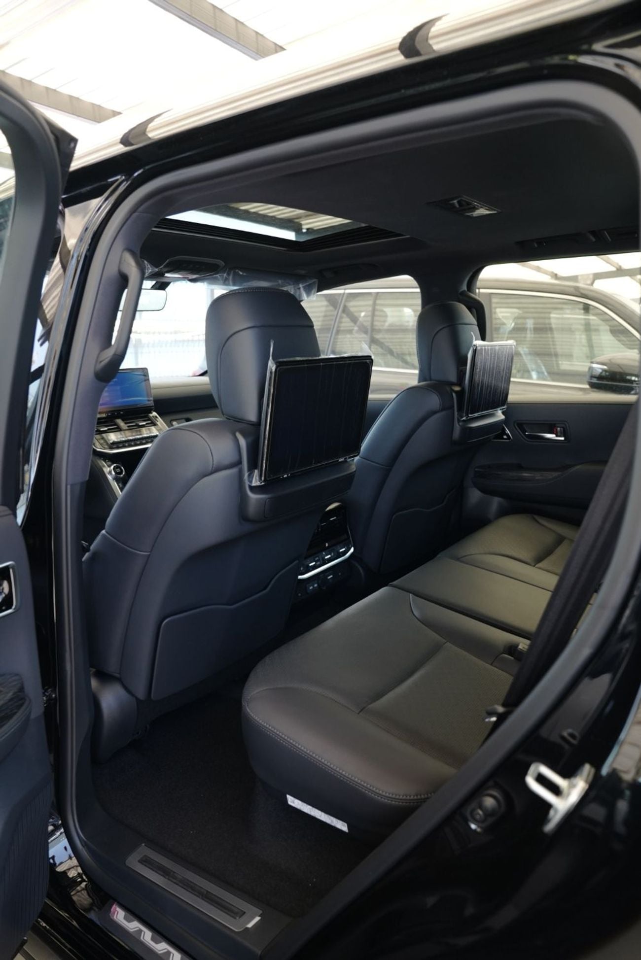 Toyota Land Cruiser VXR