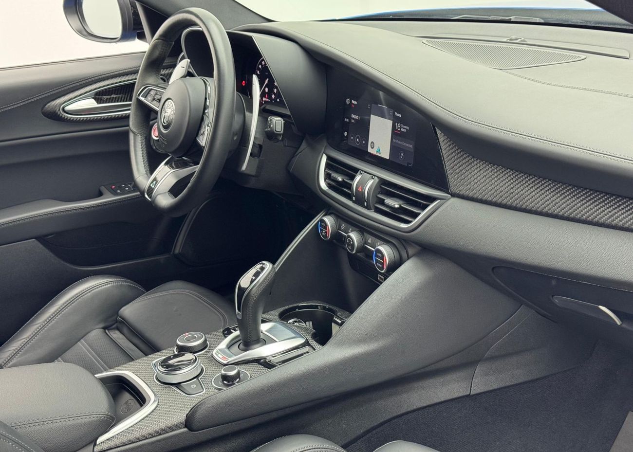 ألفا روميو جوليا 2023 Alfa Romeo Giulia Quadrifoglio, 1 Year Warranty, Service History