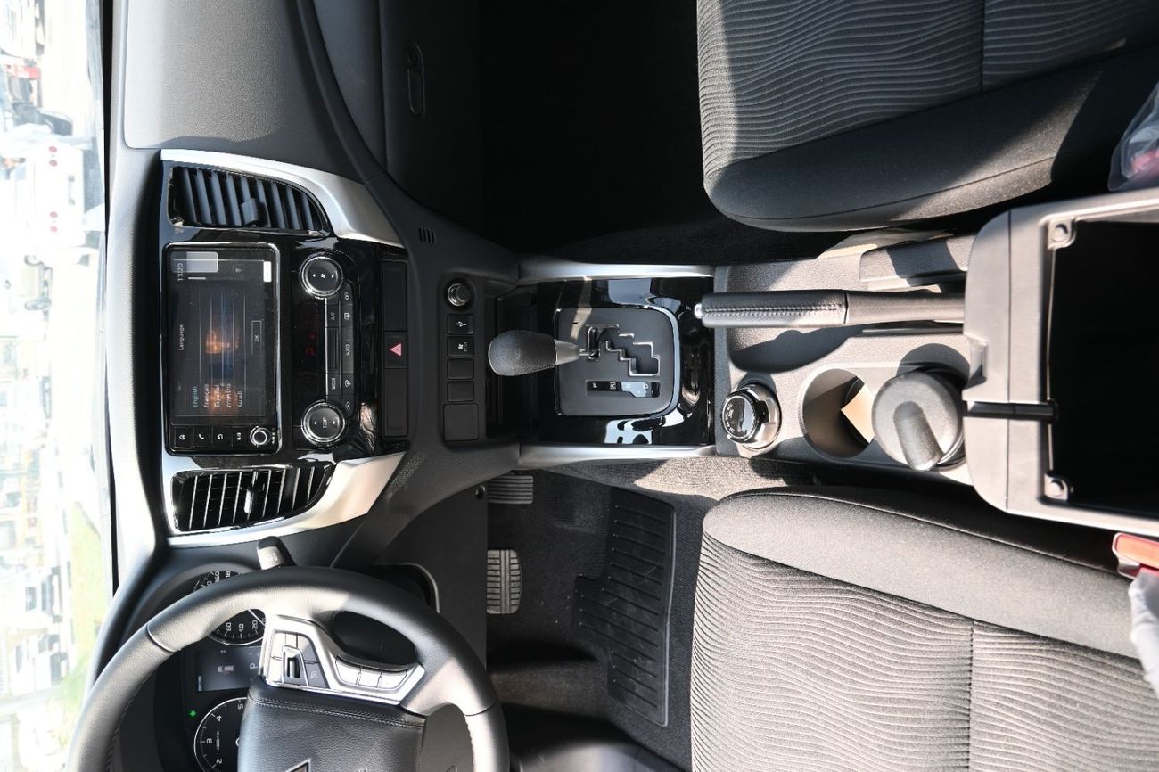 Mitsubishi Pajero MITSUBISHI PAJERO SPORT 2.5L 4WD A/T 7SEATER MID OPTION   MODEL YEAR: 2023