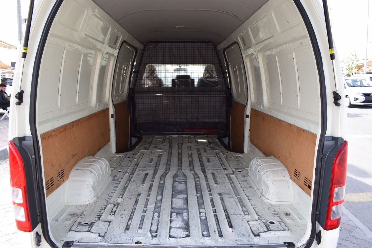 Toyota Hiace Toyota Hiace GLS -High Roof  Panal Van 2.7L:model:2021