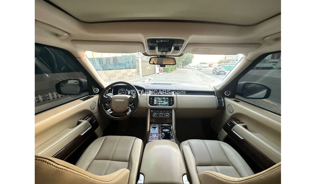 Land Rover Range Rover Range Rover Vogue 2013 V8   Price : 78.000 dirhams  mileage : 162.000 km  Gulf specifications Beige