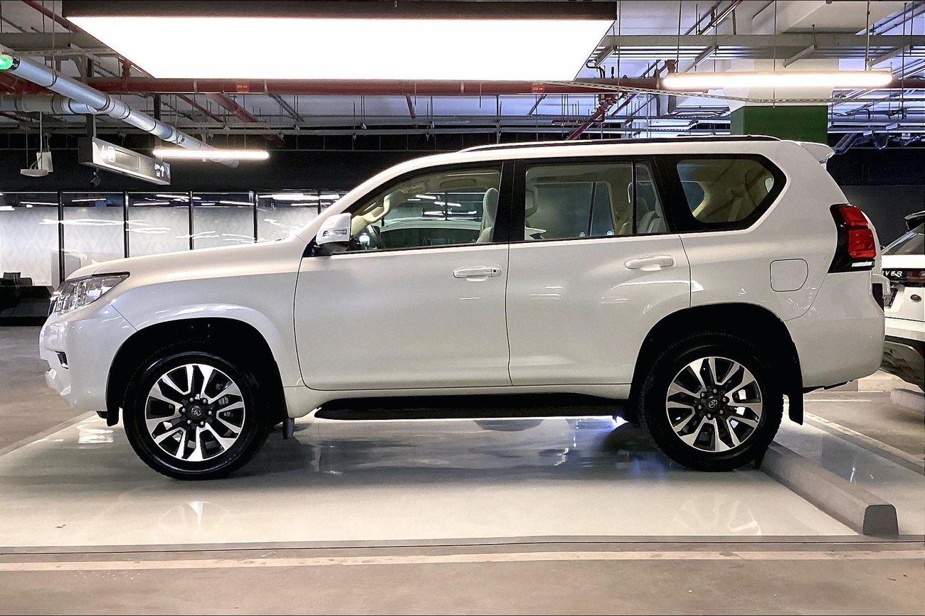 تويوتا برادو GXR | شامل الضمان | 0 ﺪﻔﻋﺓ ﺃﻮﻟﻯ