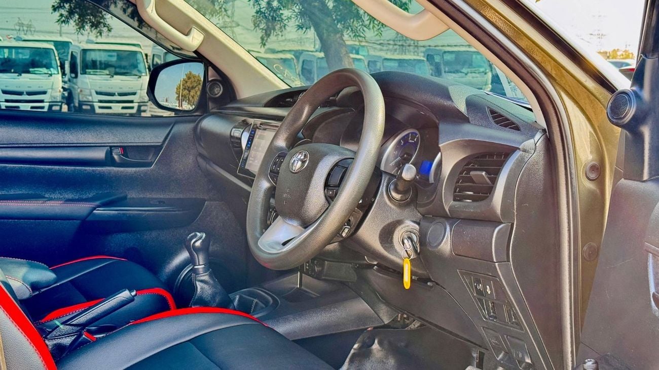 Toyota Hilux OFF ROAD MODIFIED | RHD | 2.8L DIESEL ENGINE | (MT) | 2018 | GTK 4x4 SPORTS BAR