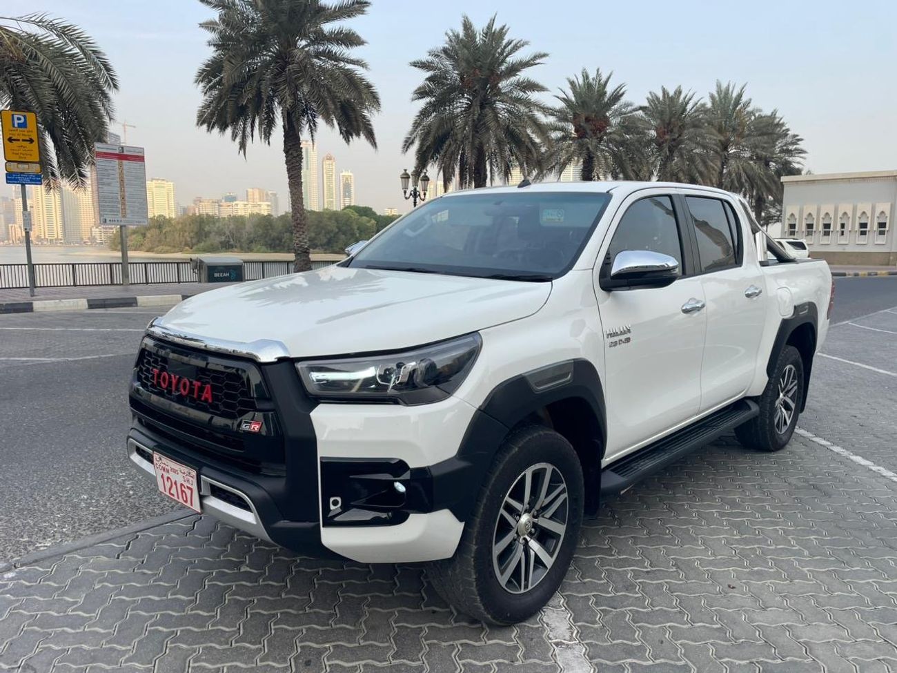 Toyota Hilux 2017 Model RHD Diesel Engine Full Option Very Clean And Perfect Condition