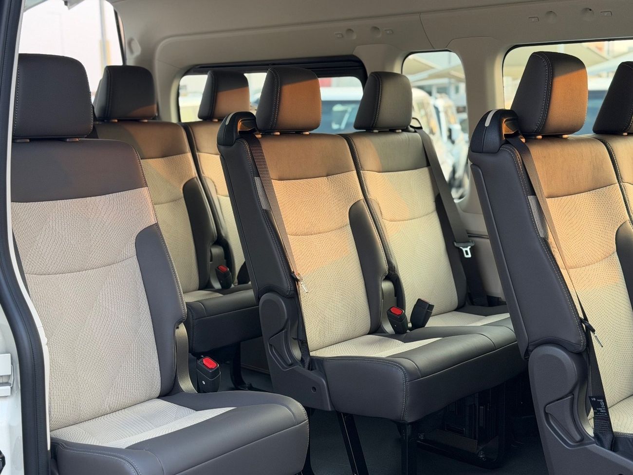 Toyota Hiace Hiace 3.5 GL || Automatic || 2026