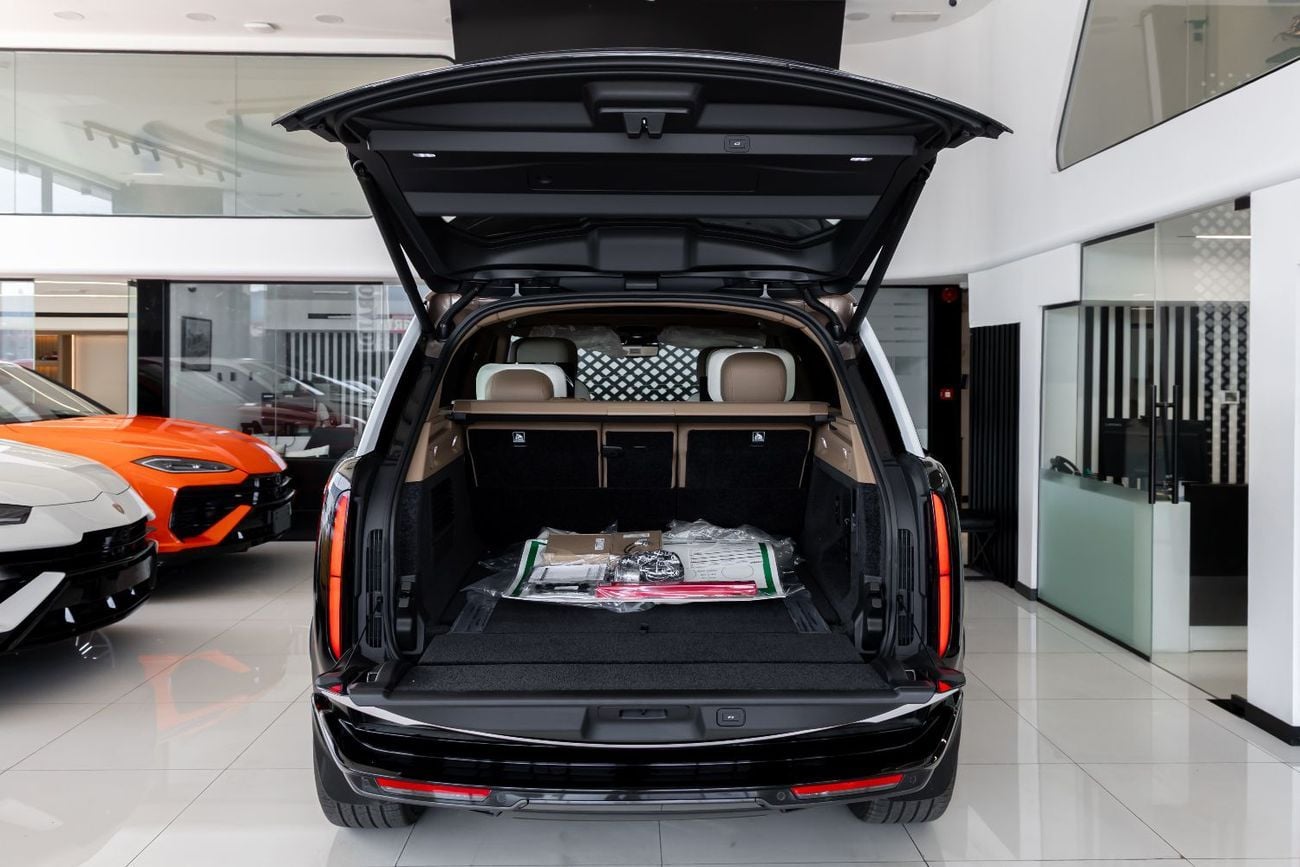 Land Rover Range Rover SV LWB P615 Range Rover | Vogue | SV | GCC | 4.4L Twin-Turbo V8 | SWB | AWD | VIP Rear Seats | 2026