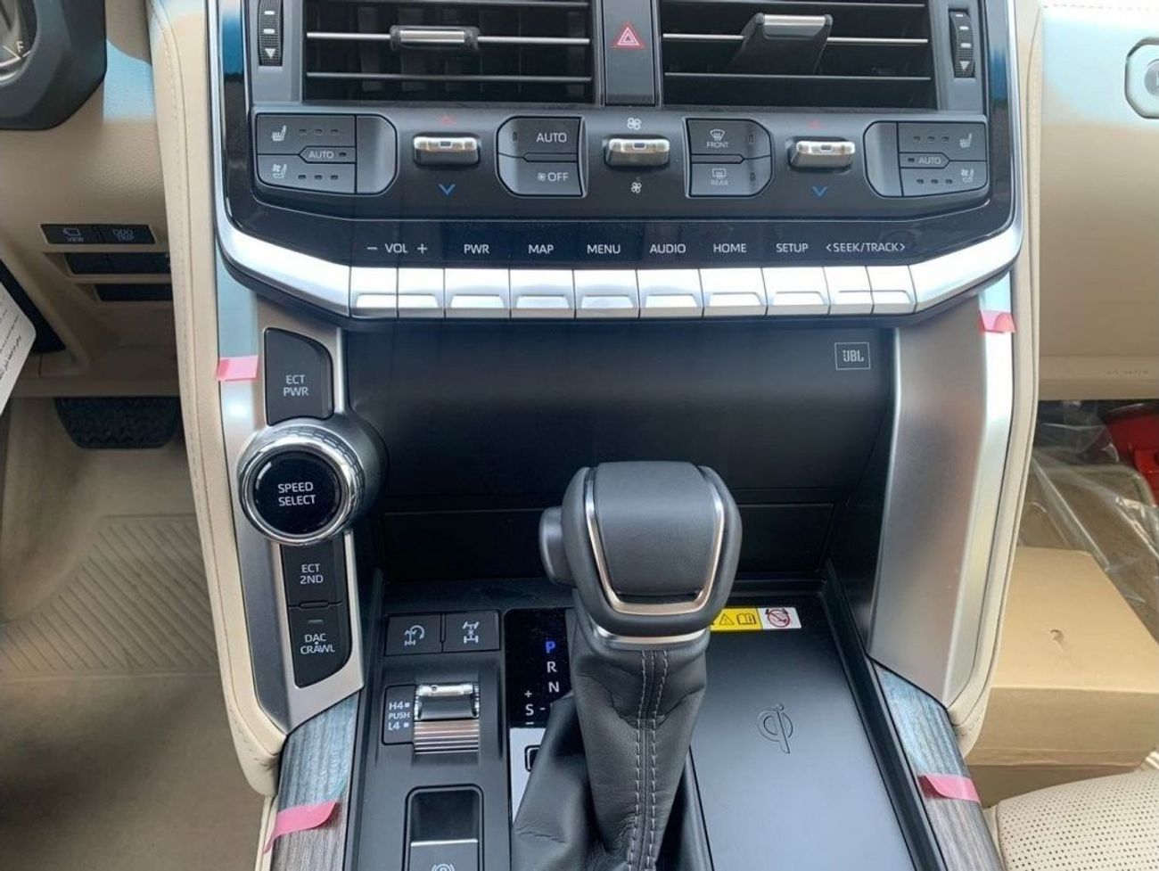 Toyota Land Cruiser 4.0L VX.R PLUS V6