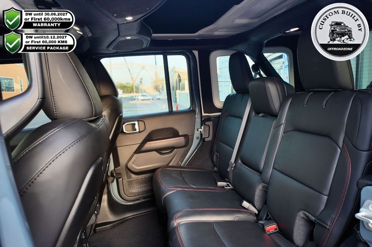 Jeep Wrangler Unlimited Rubicon 3.6L / 3 Years Dealer Warranty and 3 Years Dealer Service Package