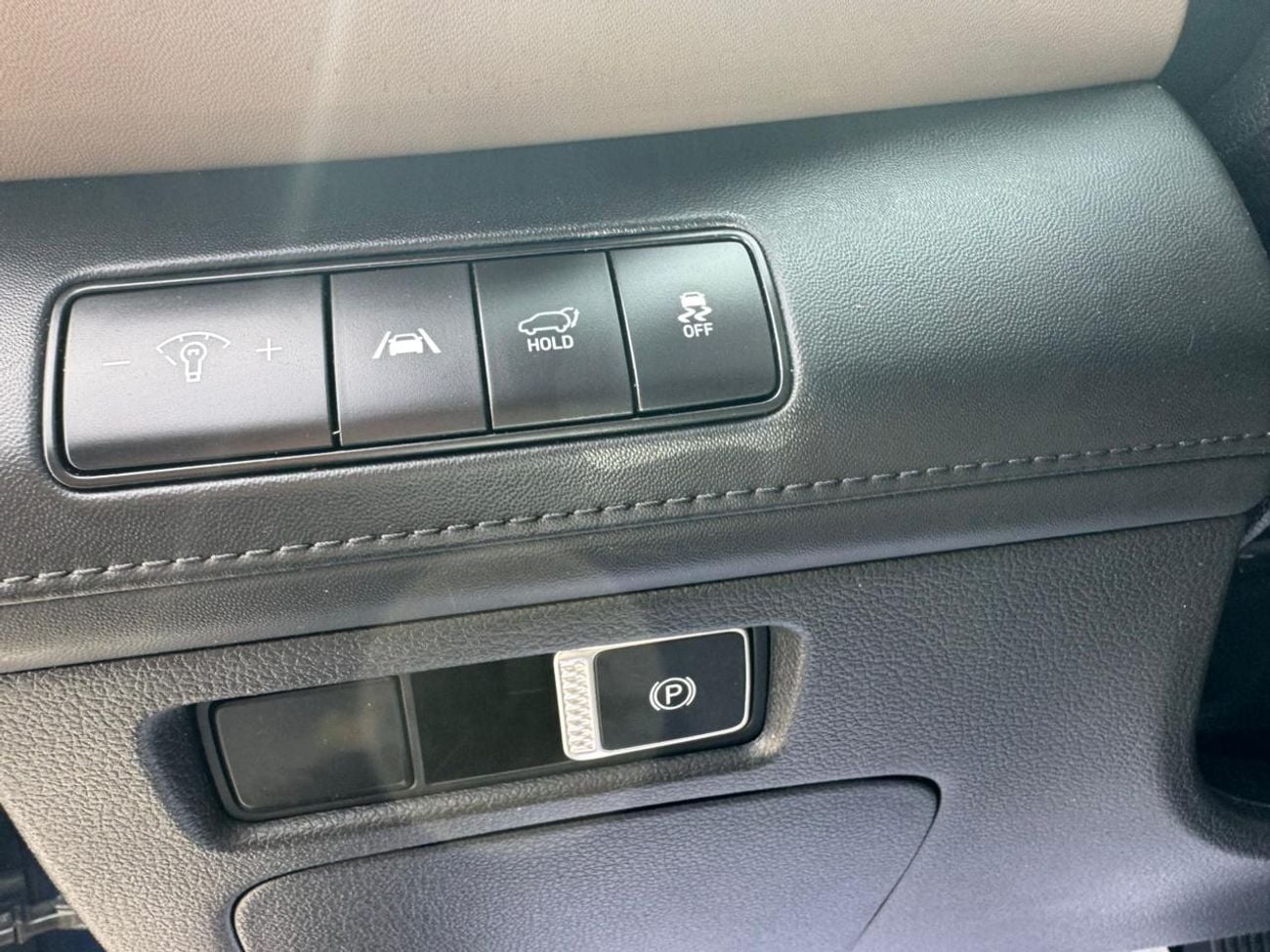 هيونداي سانتا في Hyundai Santa Fe 2023 Premium