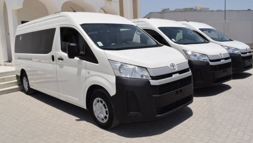 Toyota Hiace Commuter GL High Roof TOYOTA HIACE HIGHROOF BUS 6 CYLINER, MODEL:2019.FREE OF ACCIDENT