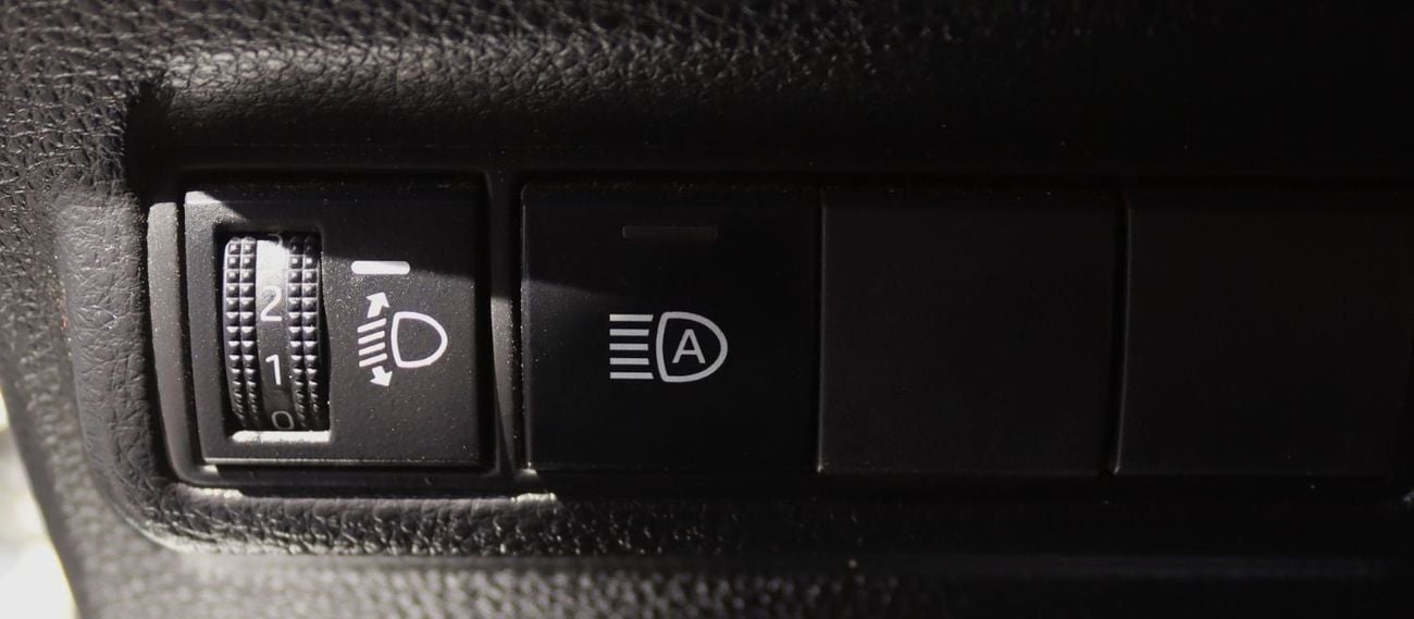 Toyota Corolla Cross 1.8L XL (HEV) Toyota Corolla Cross Hybrid - 2023 - GCC - Under Warranty - Full Options - 1.8L  - Exc