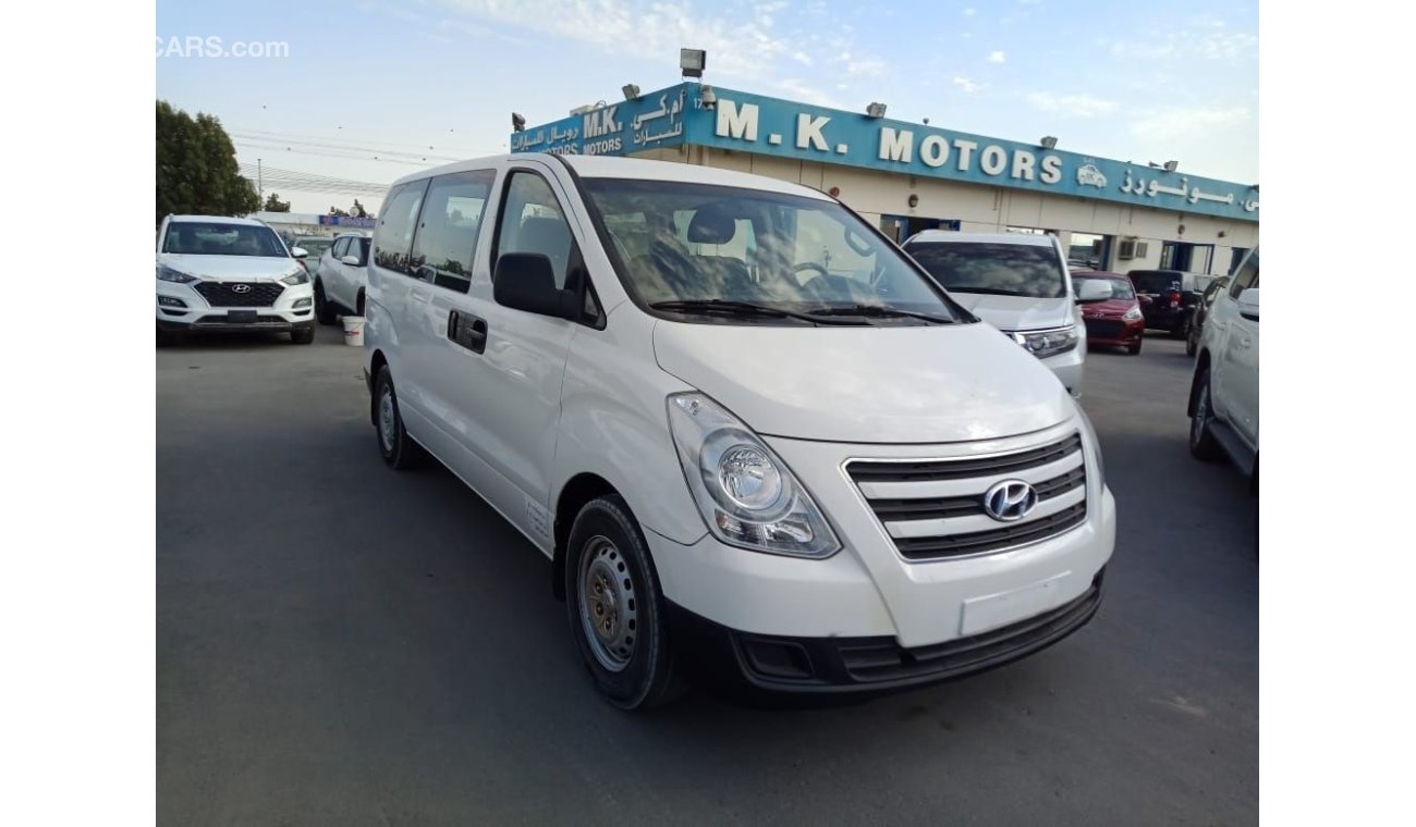 Hyundai H-1 HYUNDAI H1 2016