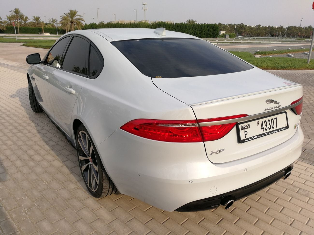 Jaguar XF