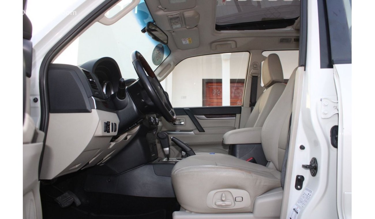 Mitsubishi Pajero Mitsubishi Pajero 2015 GCC Full 3.8 No. 1 without accidents, very clean from inside and outside