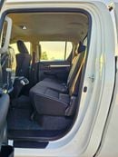 تويوتا هيلوكس SR5 WIDE BODY / 2.4L V4 DIESEL M/T / CHROME BUMPERS / DVD CAMERA / PUSH START / FULL OPTION (CODE # 