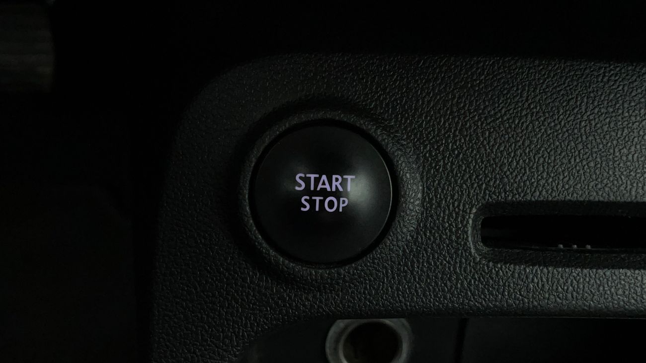 Renault Captur PE 1.6 | Zero Down Payment | Free Home Test Drive