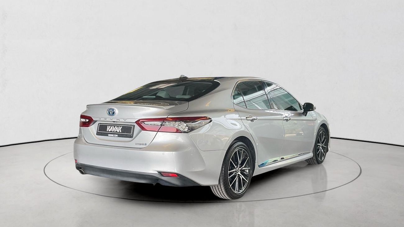 Toyota Camry 2.5 LIMITED HYBRID E-CVT | Guaranteed Warranty | 0 Down Payment