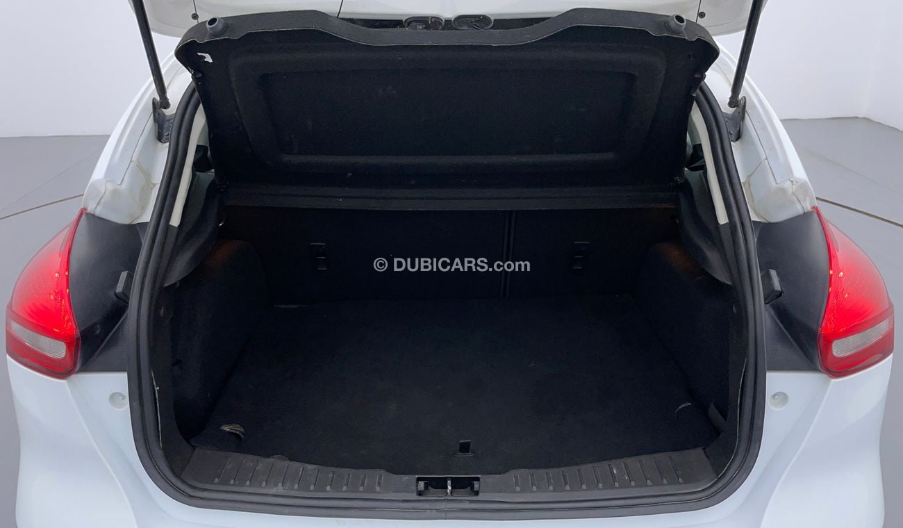 فورد فوكاس AMBIENTE 1.6 | بدون دفعة مقدمة | اختبار قيادة مجاني للمنزل