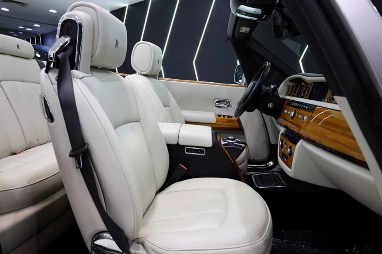 Rolls-Royce Phantom Drophead 6.8L