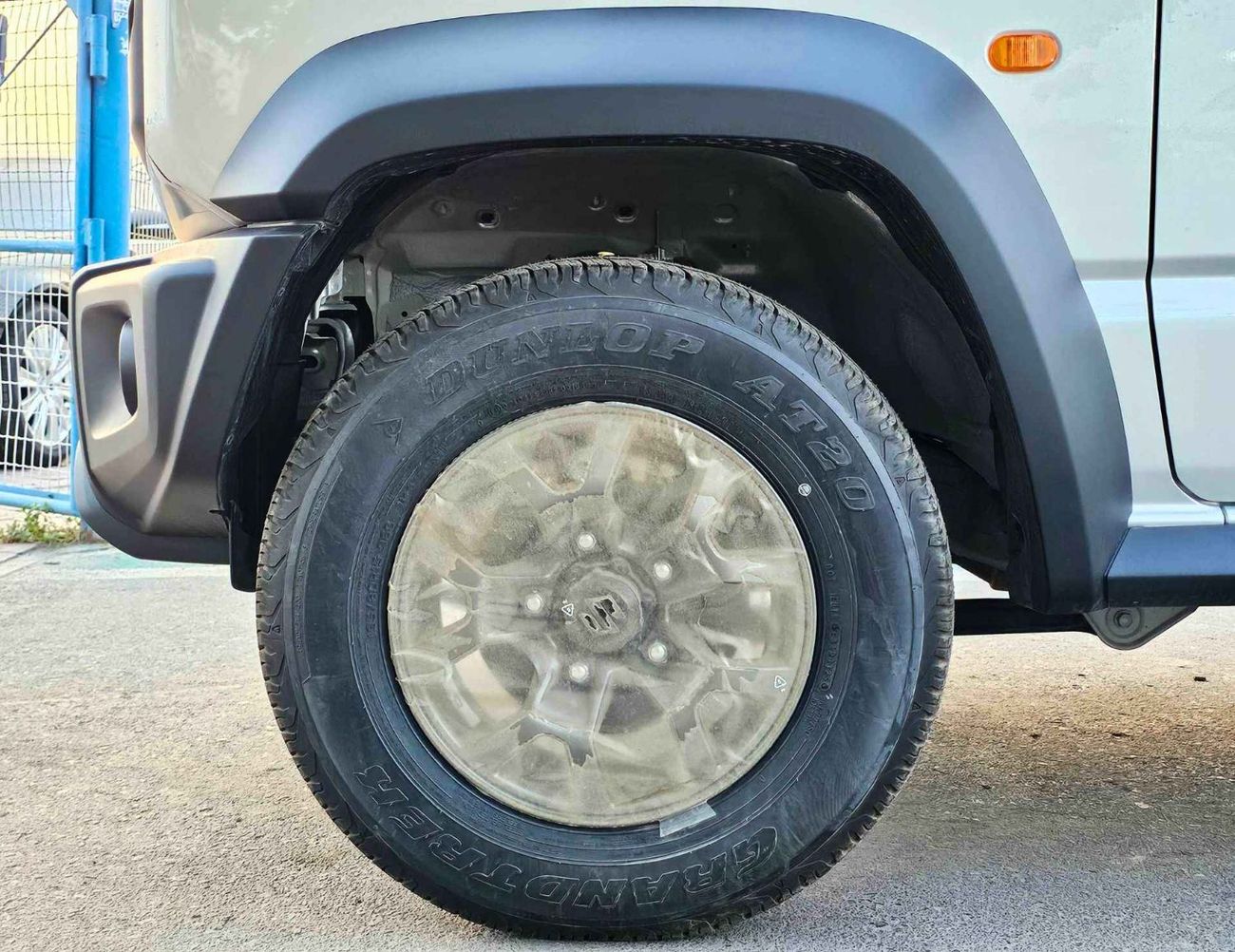 Suzuki Jimny GL / A/T / 1.5L V4 PETROL / 3 DOOR / ALL GRIP SLDA AF / 4WD / CODE # SJ15GL