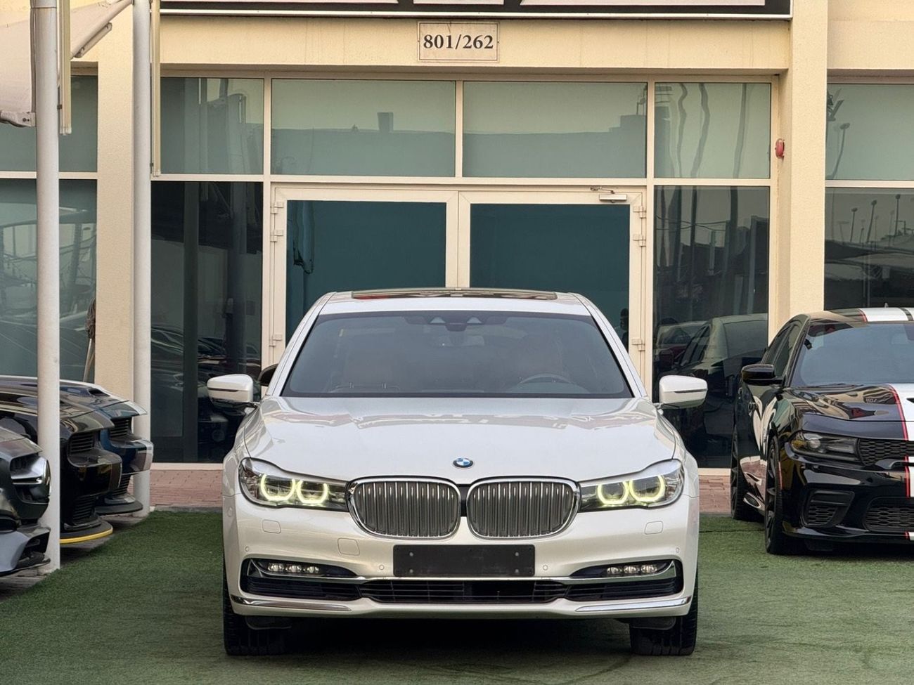 BMW 730Li Excellence Multimedia 2.0L