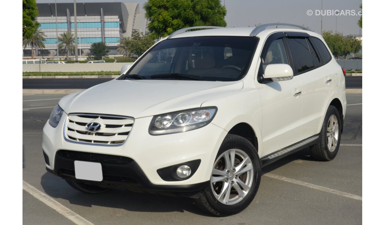 Hyundai Santa Fe (Low Millage) Excellent Condition