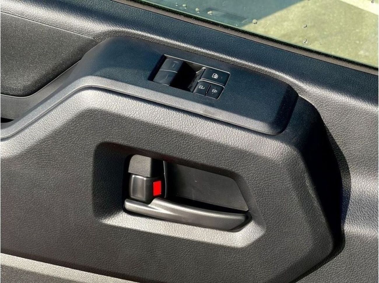 Toyota Hiace Toyota Hiace 3.5L PETROL HIGH ROOF MANUAL 2024