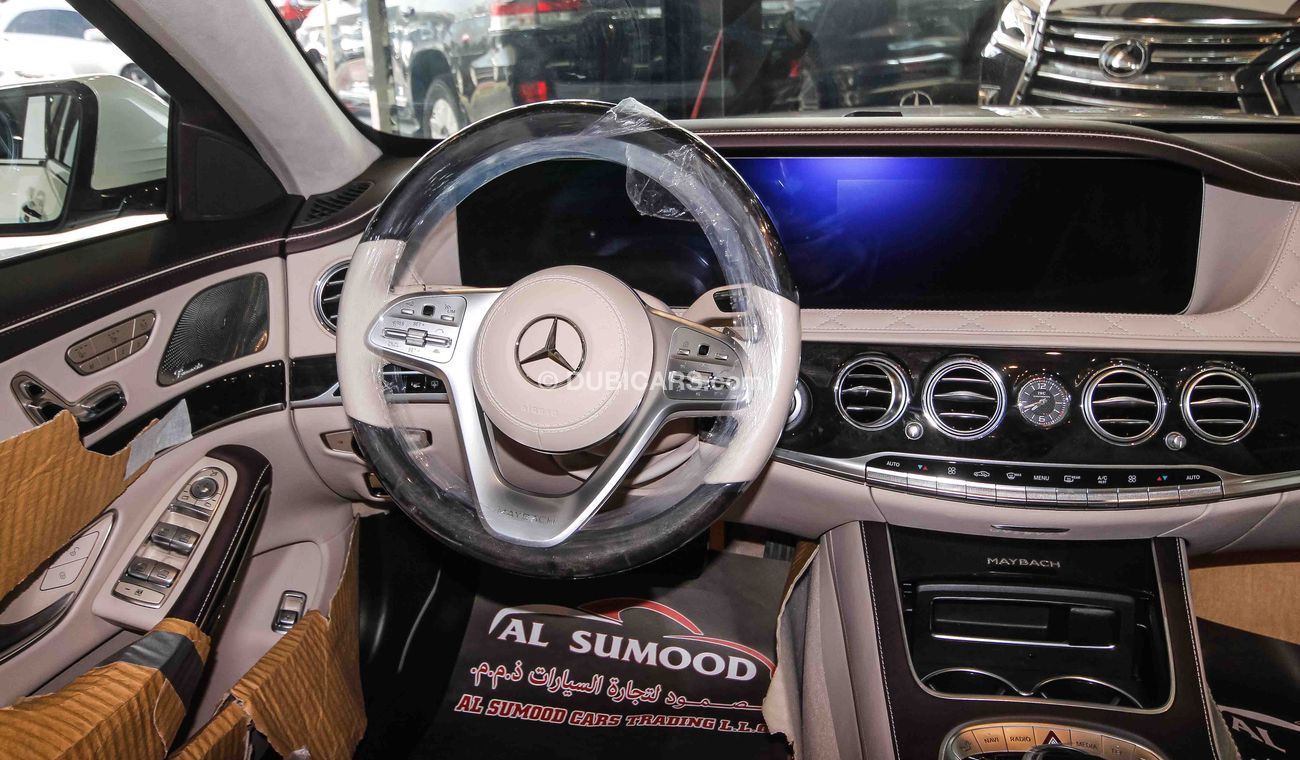 مرسيدس بنز S 560 Maybach