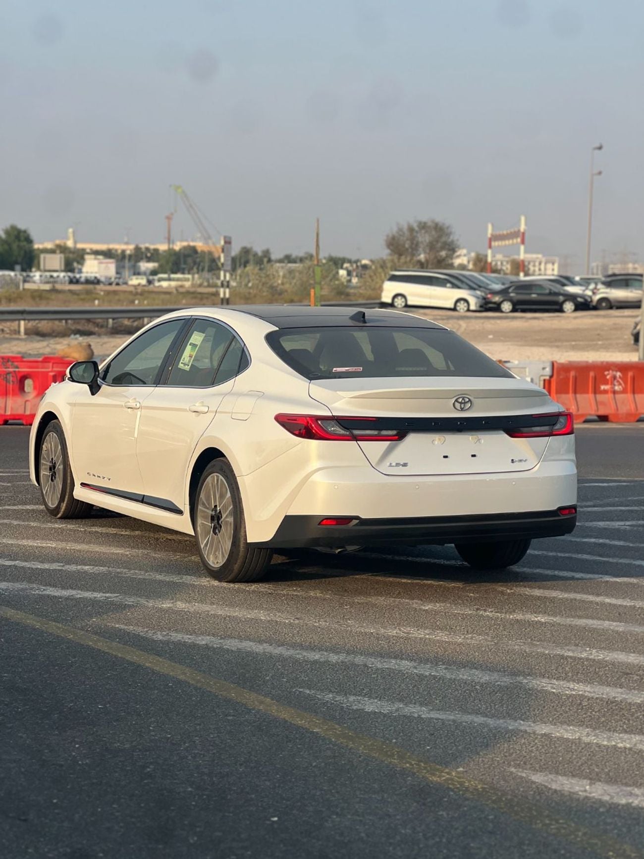 Toyota Camry LE HEV