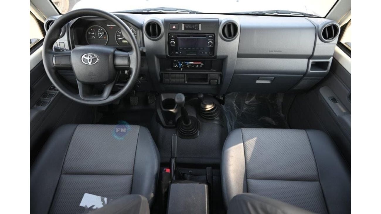 Toyota Land Cruiser 79 Double Cab Pickup 4.2L Diesel Manual