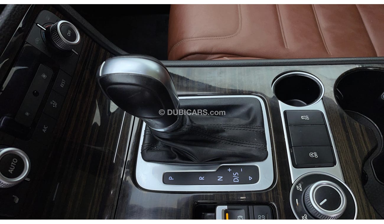 Volkswagen Touareg SEL 3.6 | Under Warranty | Inspected on 150+ parameters