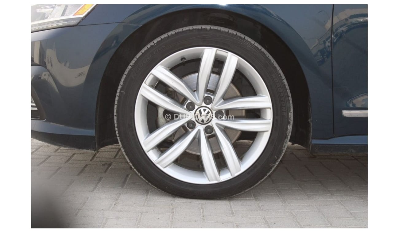 فولكس واجن باسات SE SE فولكسفاجن باسات 2018 خليجي بحالة ممتازة فل أوبشن بدون حوادث