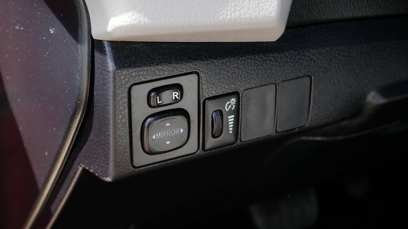 تويوتا كورولا LE