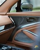 Aston Martin DBX 707