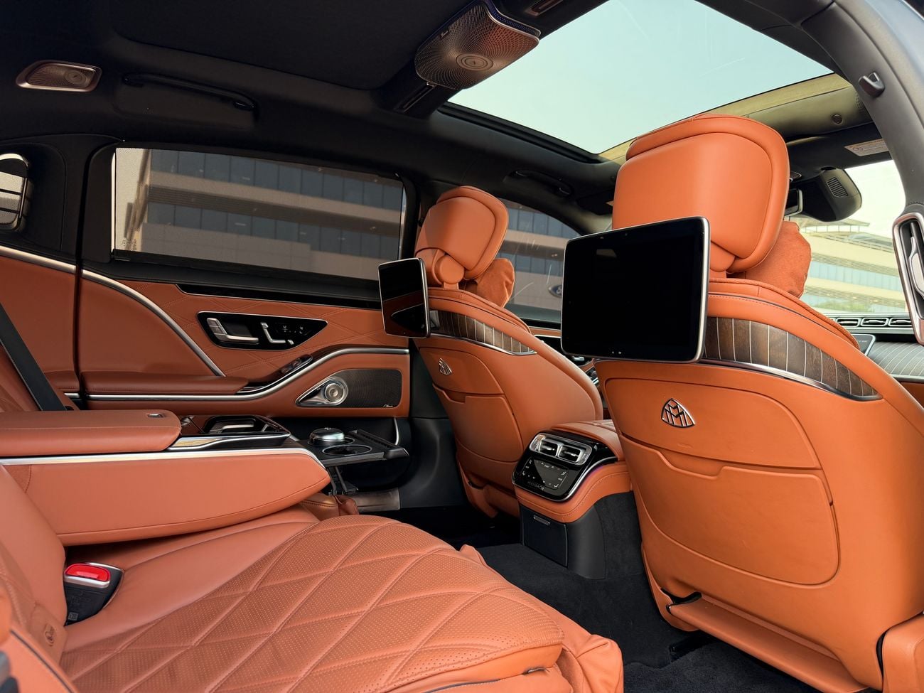 مرسيدس مايباخ S580 مايباخ 
