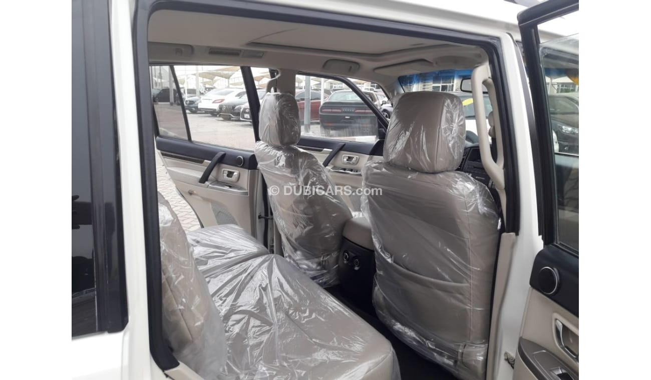 ميتسوبيشي باجيرو باجيور  ٢٠١٢ رقم١ خليجي  ممتازه جدان