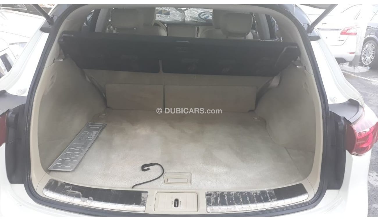 Infiniti FX35 2009 Model Full options Gulf Specs