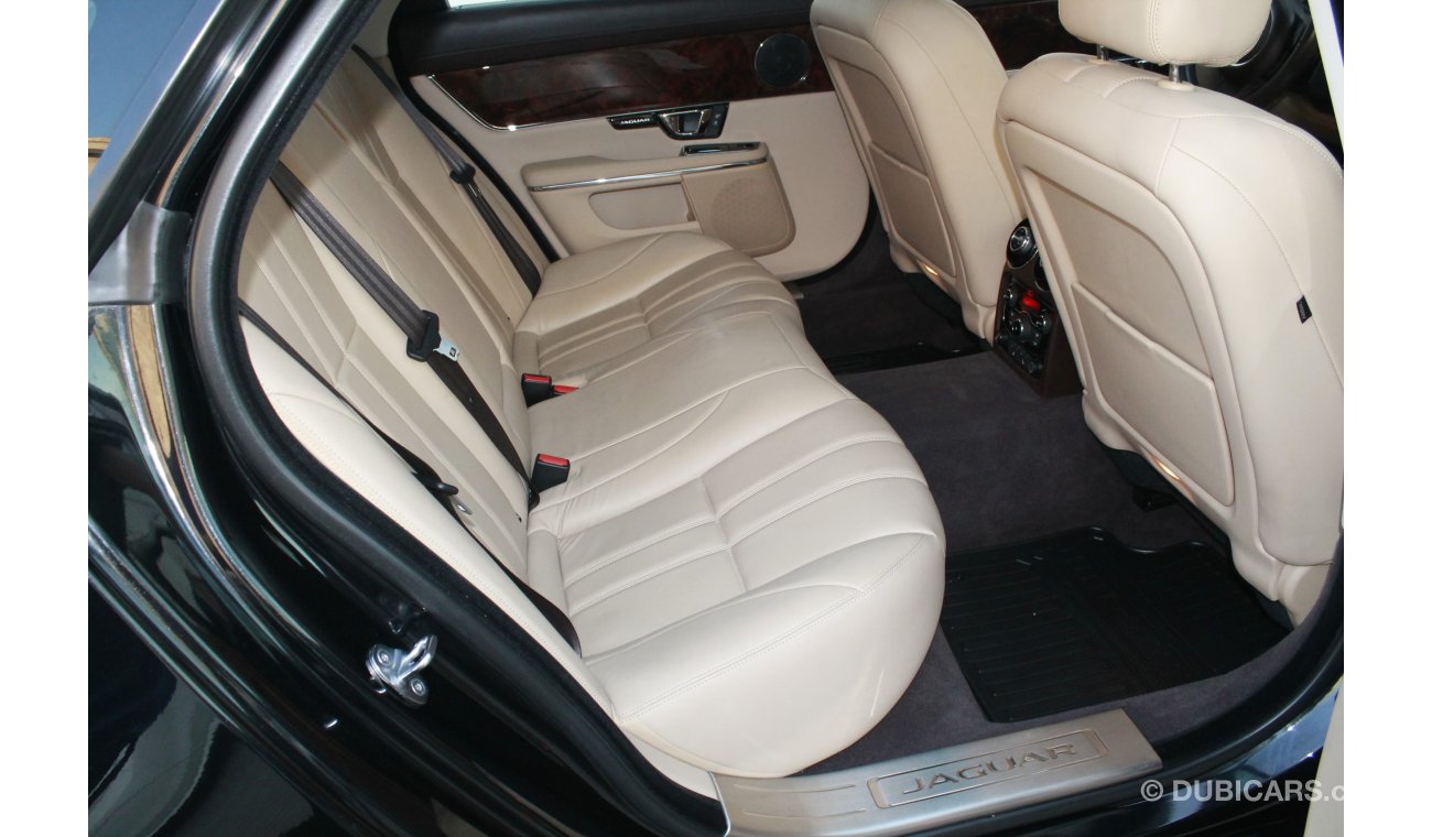 جاكوار XJ 2.0L 2016 MODEL UNDER WARRANTY