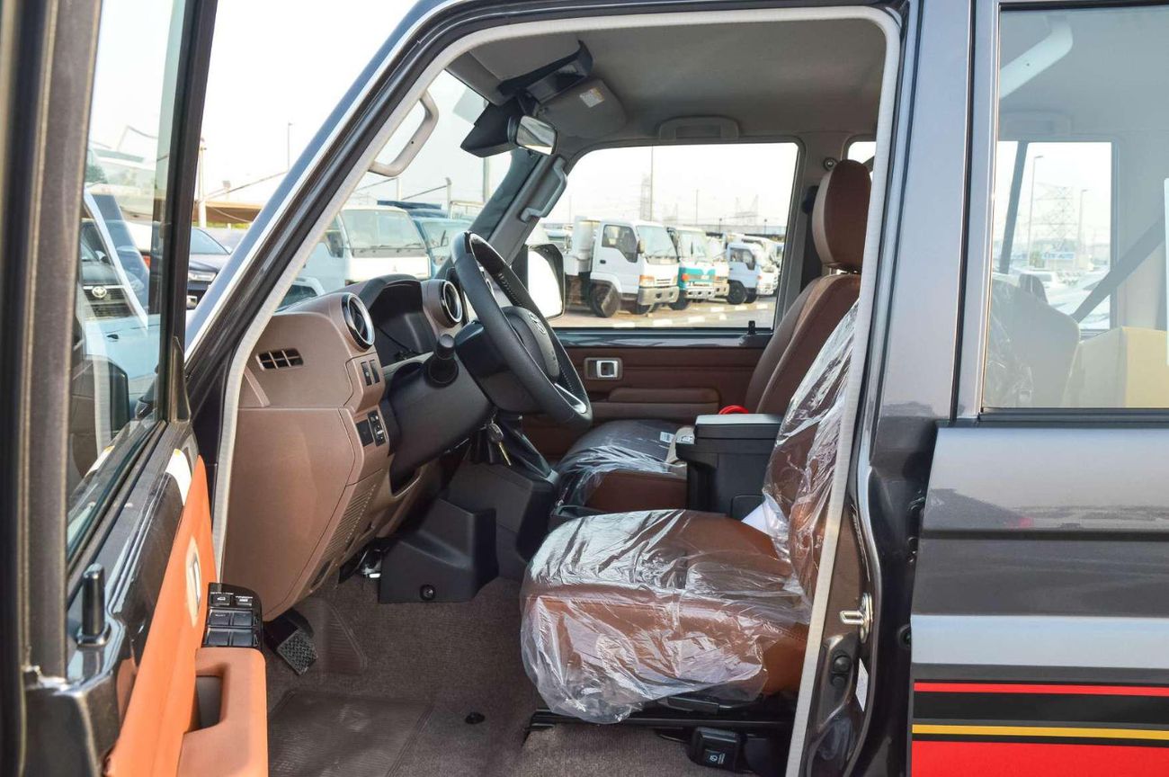 تويوتا لاند كروزر 70 TOYOTA LAND CRUISER 76 4.0L 4WD PETROL SUV 2025