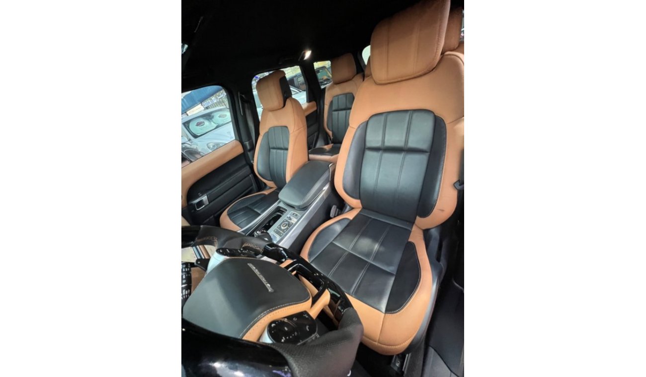 Land Rover Range Rover Sport HSE Dynamic