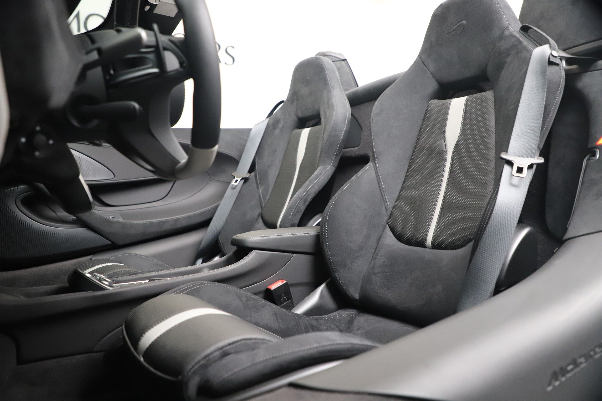 McLaren 570 interior - Seats