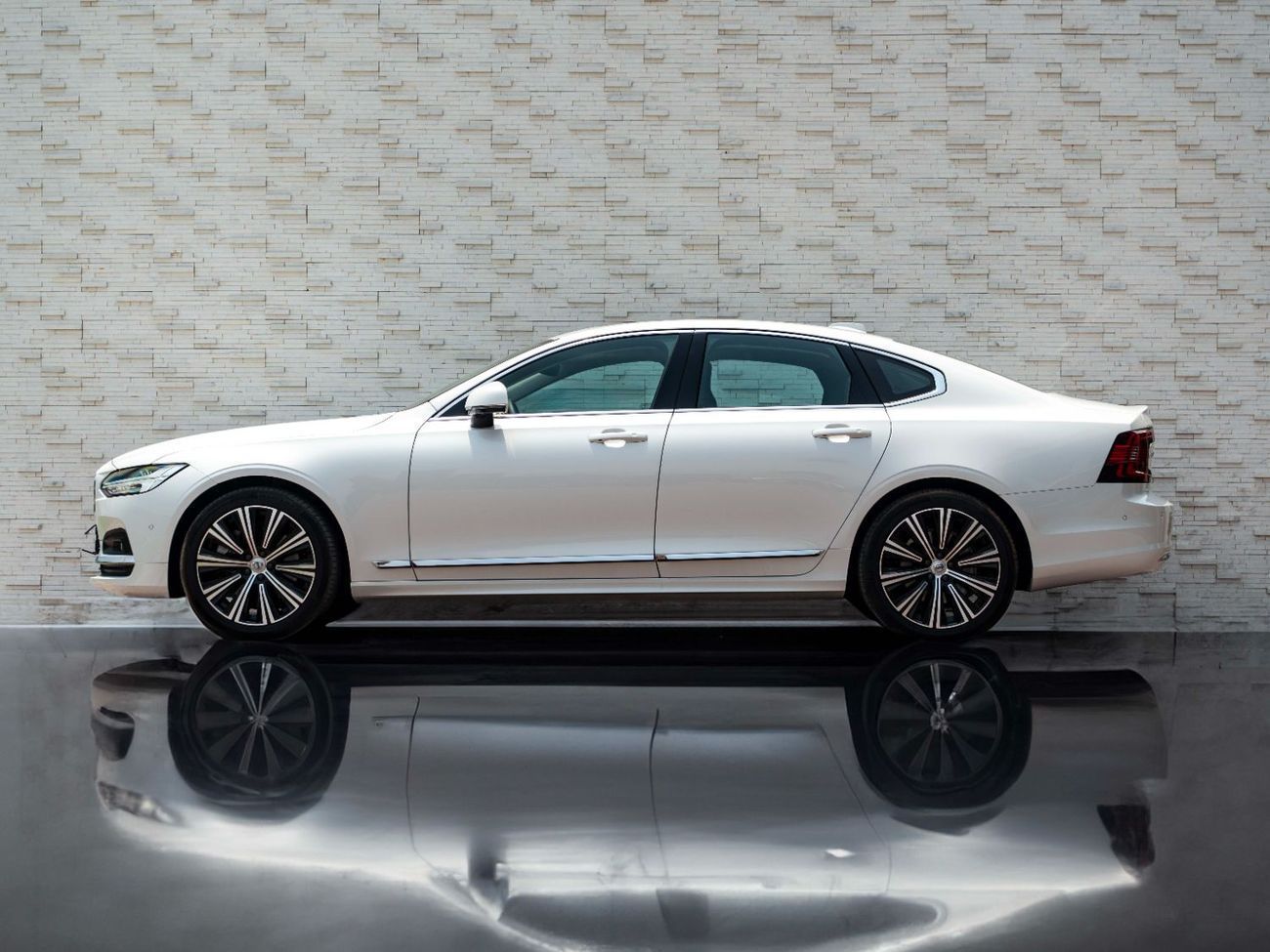 Volvo S90 B5