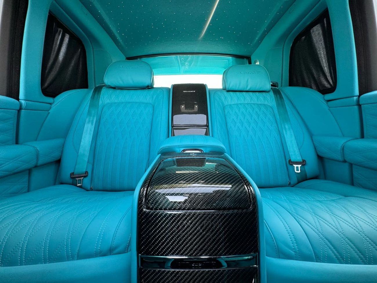 Rolls-Royce Cullinan Std MANSORY GCC SPEC NEAT AND CLEAN LESS KILOMETER