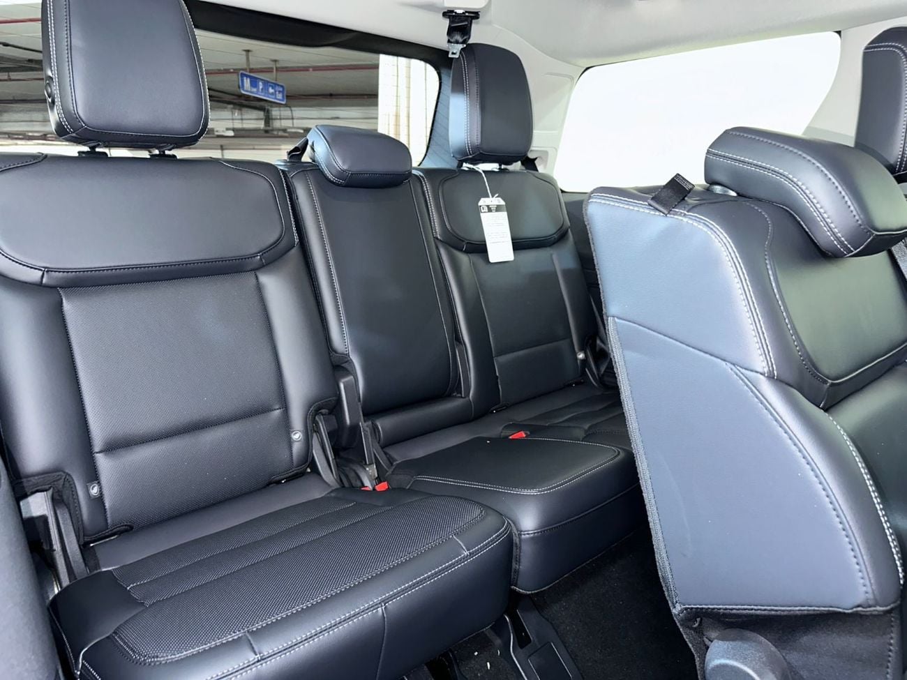 Ford Expedition PLATINUM PN225 /AL TAYER MOTORS / AL QOUZ SHOWROOM