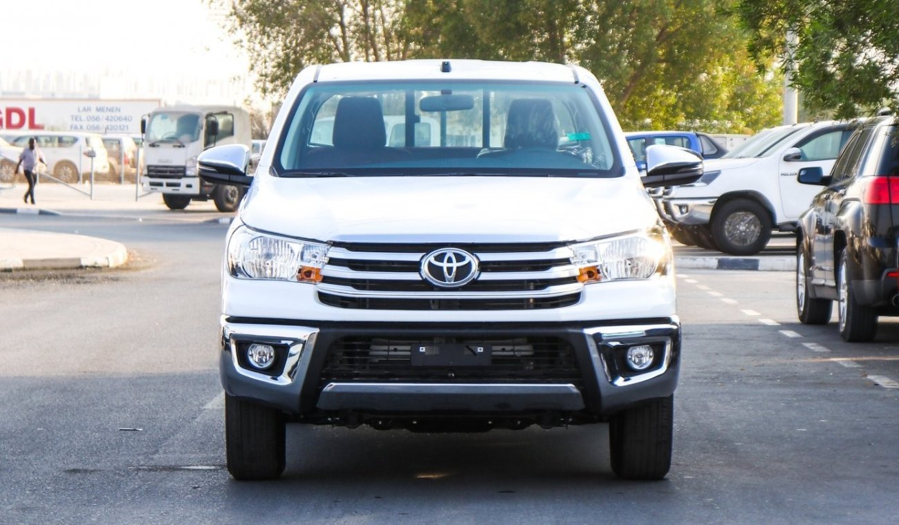 تويوتا هيلوكس Toyota Hilux 2.7L Petrol 4x2 A/T Full option